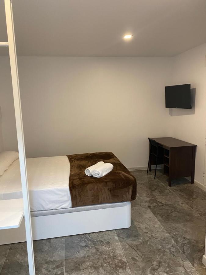 מדריד Hostal Alaska מראה חיצוני תמונה