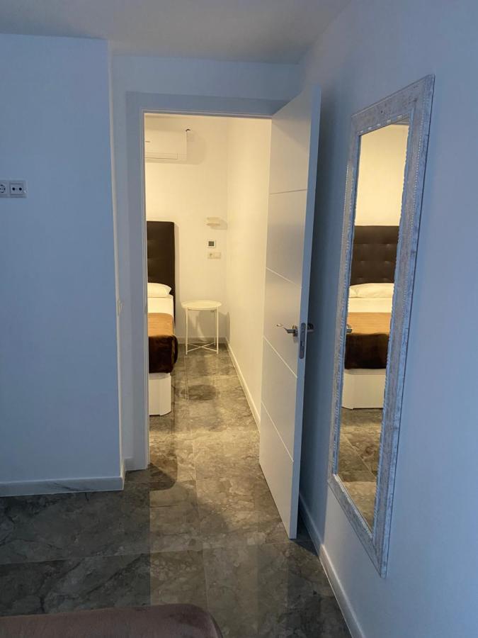 מדריד Hostal Alaska מראה חיצוני תמונה