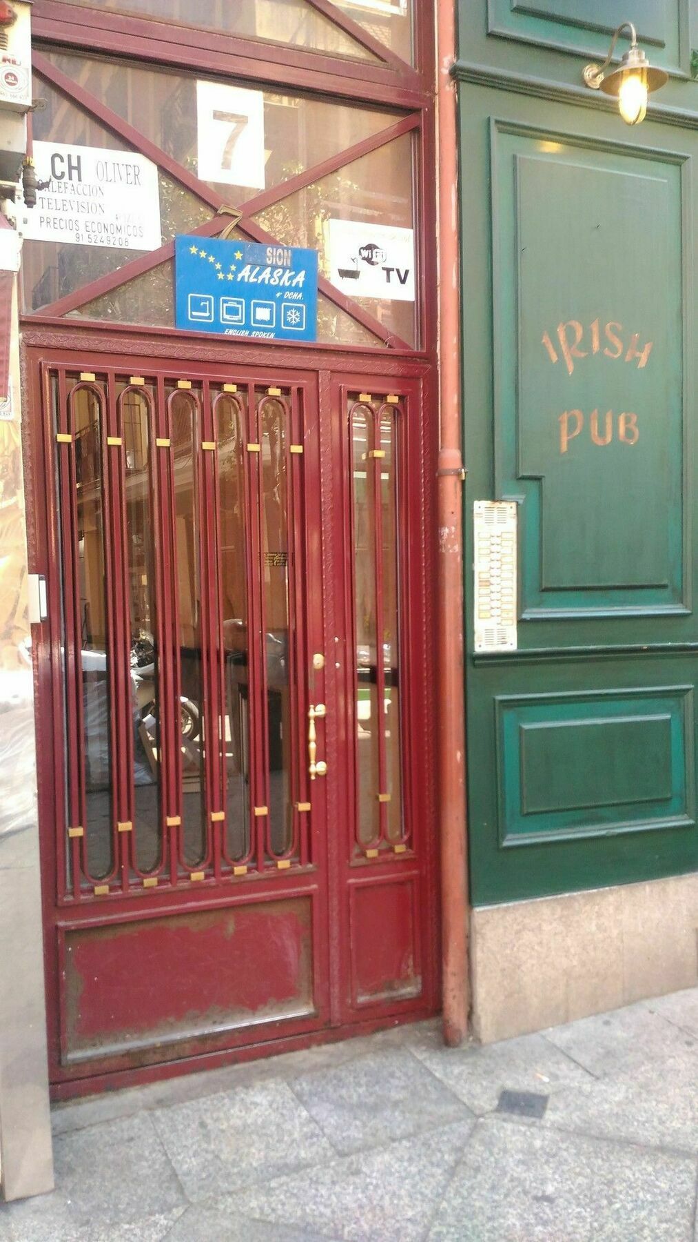 מדריד Hostal Alaska מראה חיצוני תמונה