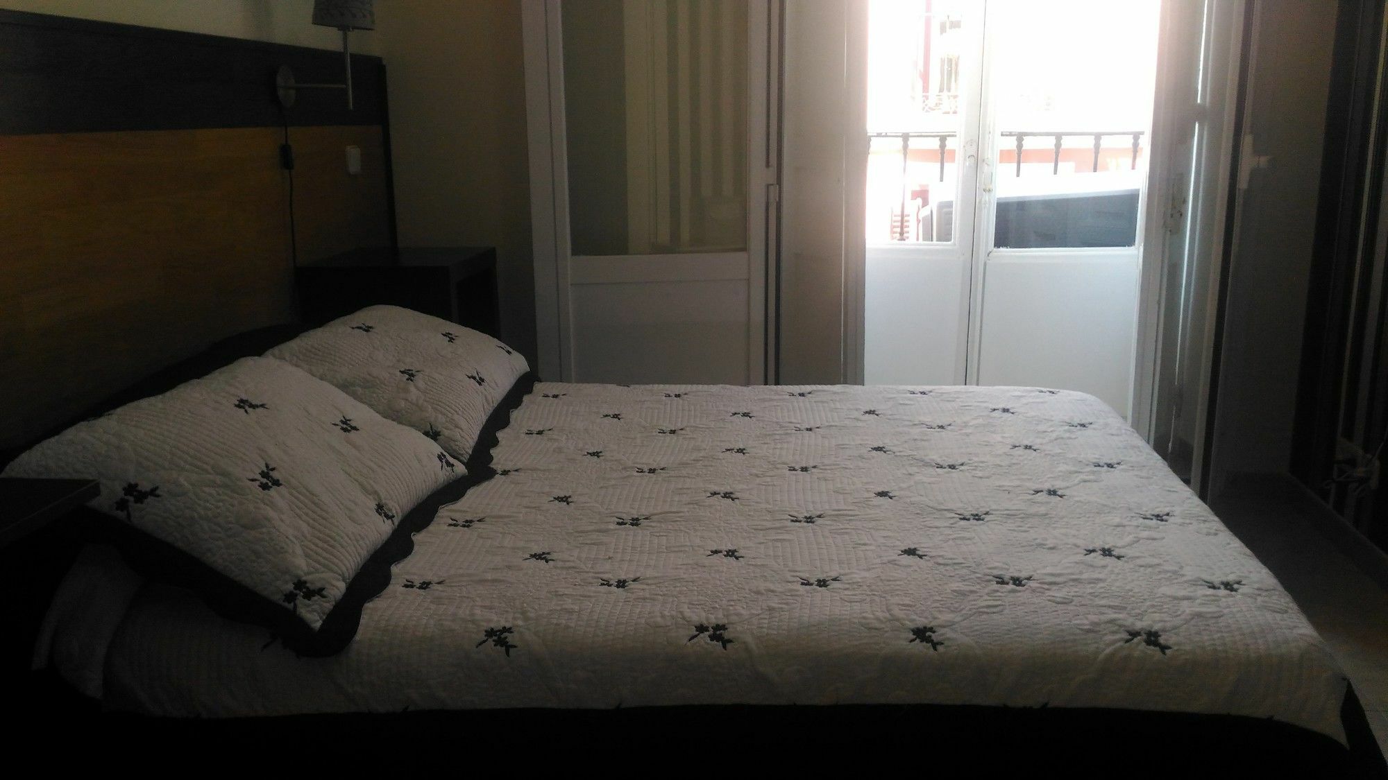 מדריד Hostal Alaska מראה חיצוני תמונה