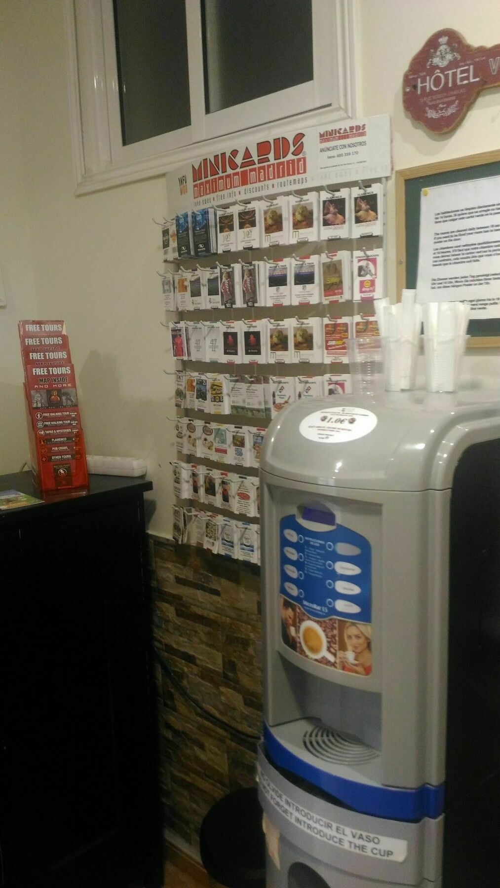 מדריד Hostal Alaska מראה חיצוני תמונה